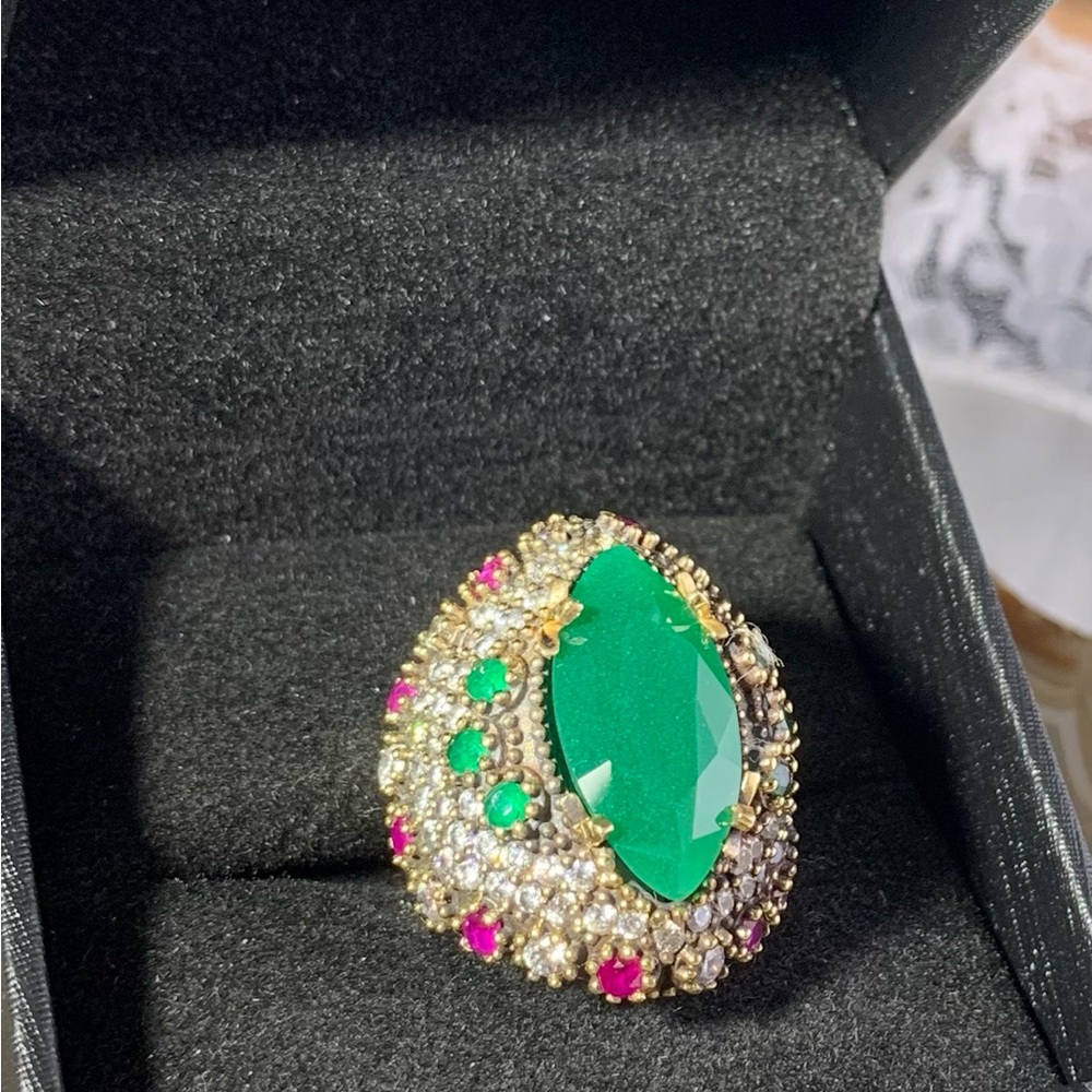STERLING SILVER OTTOMAN STYLE EMERALD PINK STONE AND CZ'S LARGE RING SIZE 7.75-8